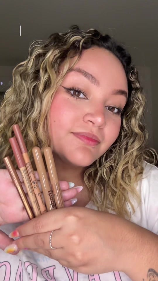 Post 9 by amira ♡ on TikTok (video)