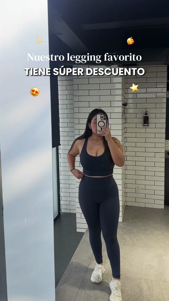 Post 1 by LizUribe on TikTok (video)