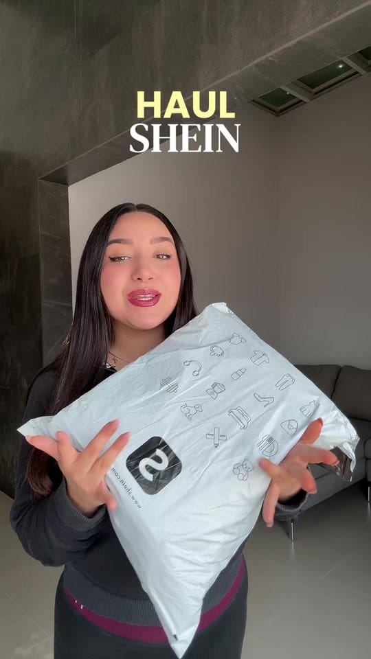 Post 7 by LizUribe on TikTok (video)
