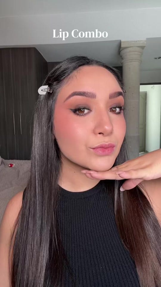 Post 2 by LizUribe on TikTok (video)