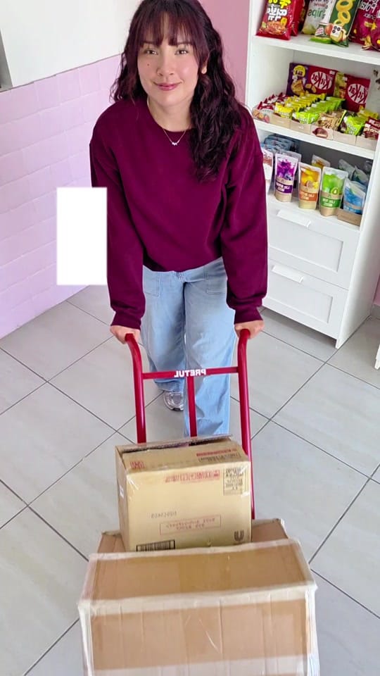 Post 1 by Mako Korean Makeup on TikTok (video)