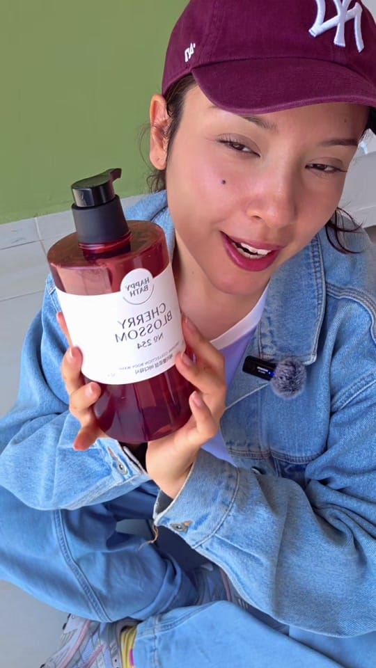 Post 2 by Mako Korean Makeup on TikTok (video)
