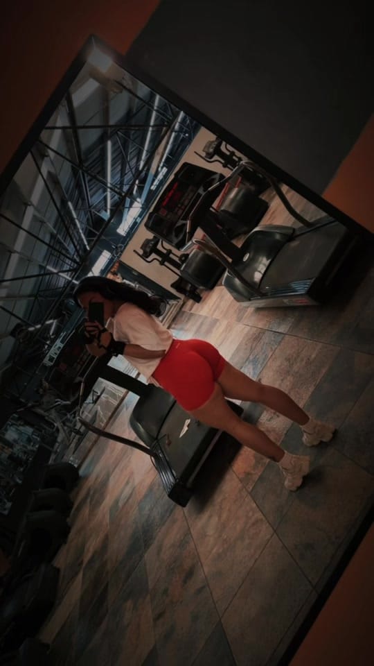 Post 3 by Ale Sanchez on TikTok (video)
