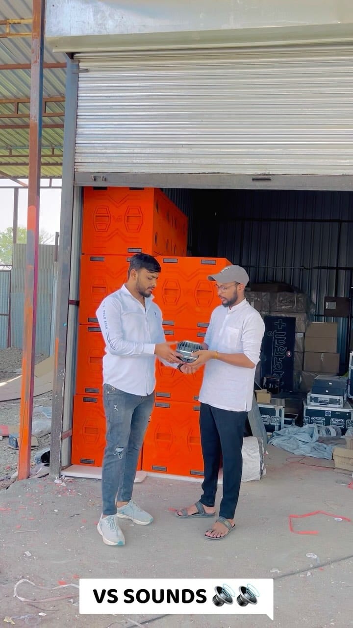 Post 10 by Tejas Borhade on Instagram (video)