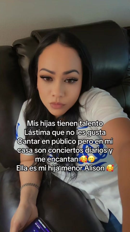 Post 3 by Isela Martinez on TikTok (video)