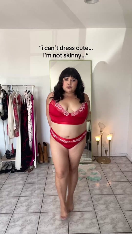 Post 9 by Karina Gomez on TikTok (video)