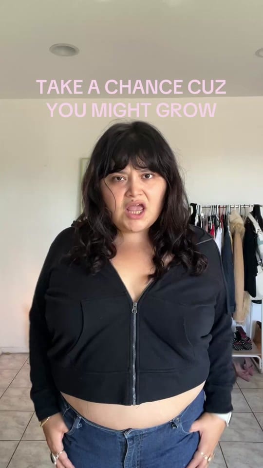 Post 1 by Karina Gomez on TikTok (video)