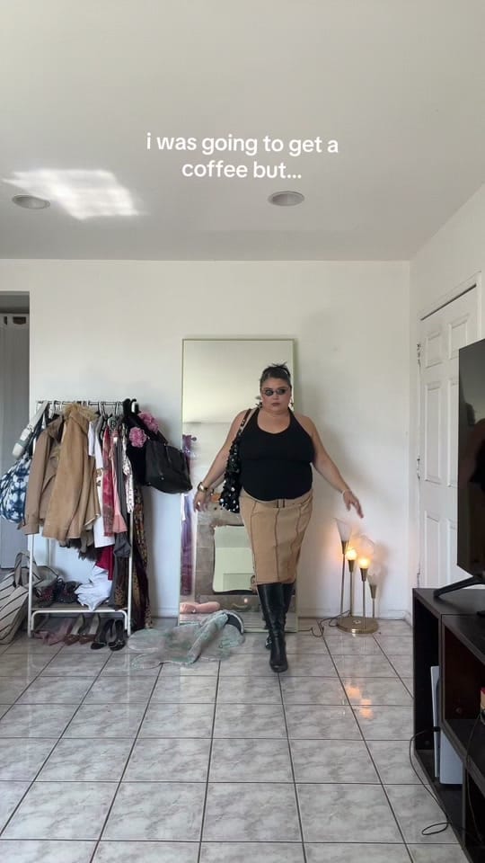Post 5 by Karina Gomez on TikTok (video)