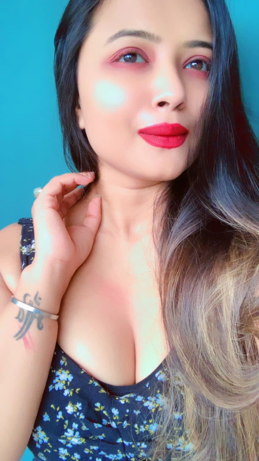 Post 6 by Vish Patel on Instagram (video)