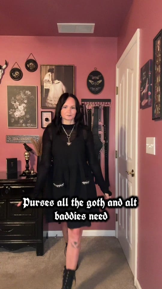 Post 1 by brittanylovesbats on TikTok (video)