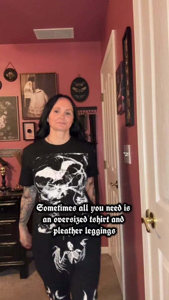 Post 2 by brittanylovesbats on TikTok (video)