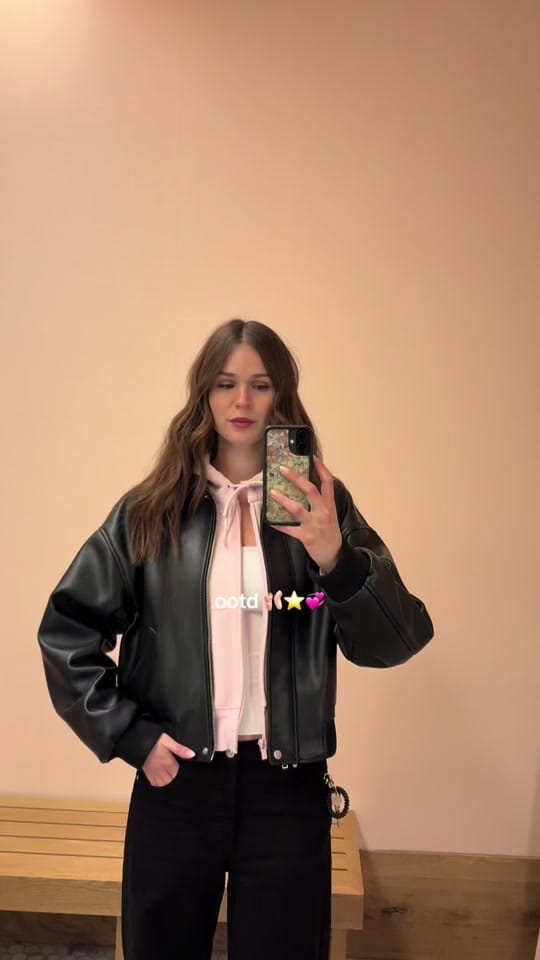 Post 10 by ☆ MADDI ☆ on TikTok (video)