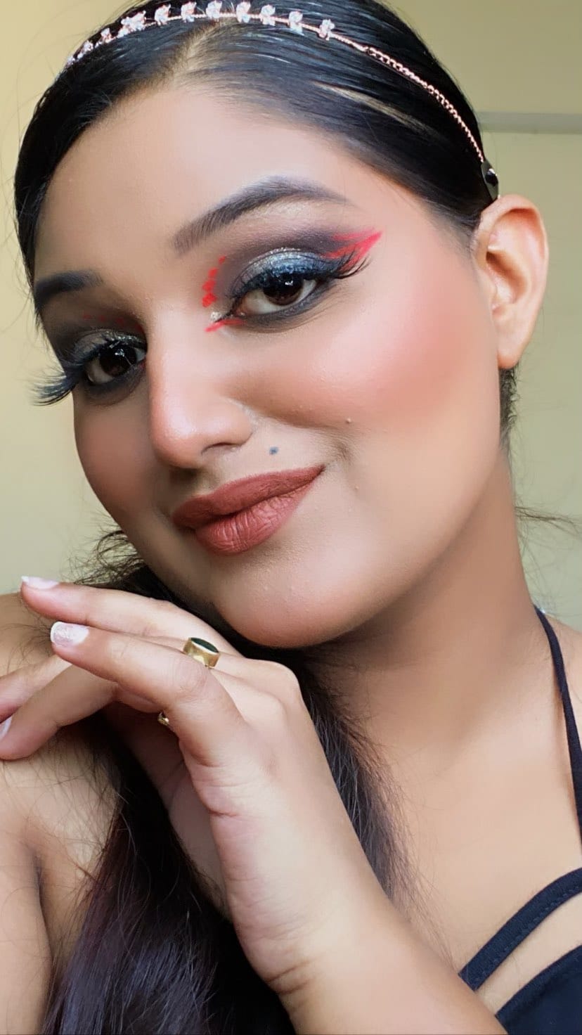 Post 8 by Soumya||beauty creator💄 on Instagram (video)