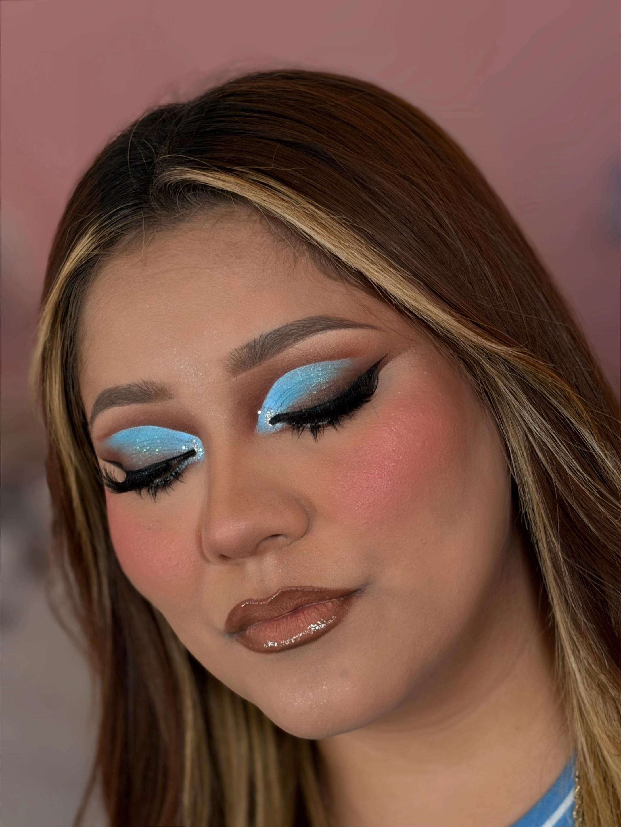 Post 5 by Ale Glam⚜️ on TikTok (video)