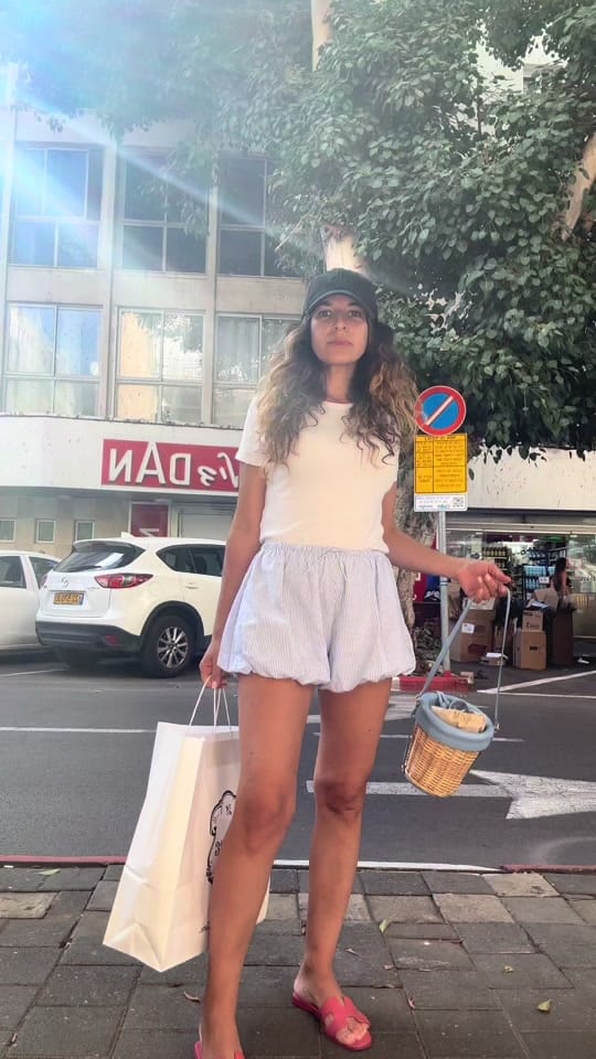 Post 6 by Meryl Suissa on TikTok (video)