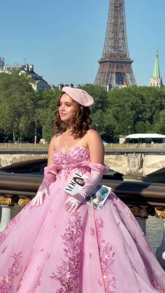 Post 6 by FLYING DRESS FRANCE on TikTok (video)