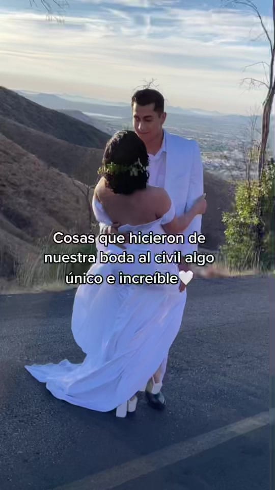 Post 9 by Valeria Zamora Rojas on TikTok (video)