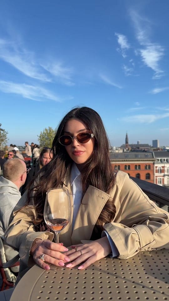 Post 7 by Alexandra Matei on TikTok (video)
