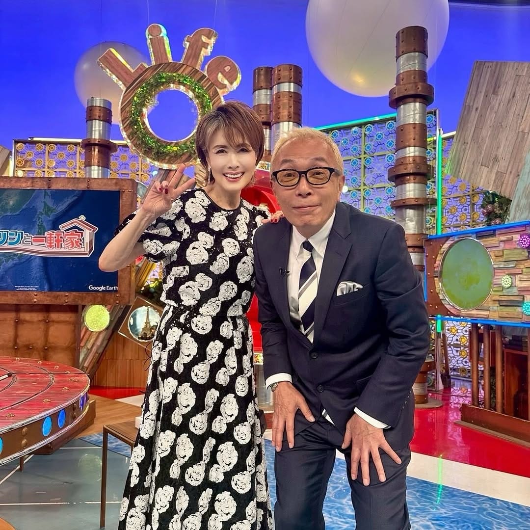Post 9 by 小柳ルミ子 on Instagram (carousel)