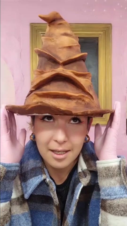 Post 3 by LisPastel on TikTok (video)