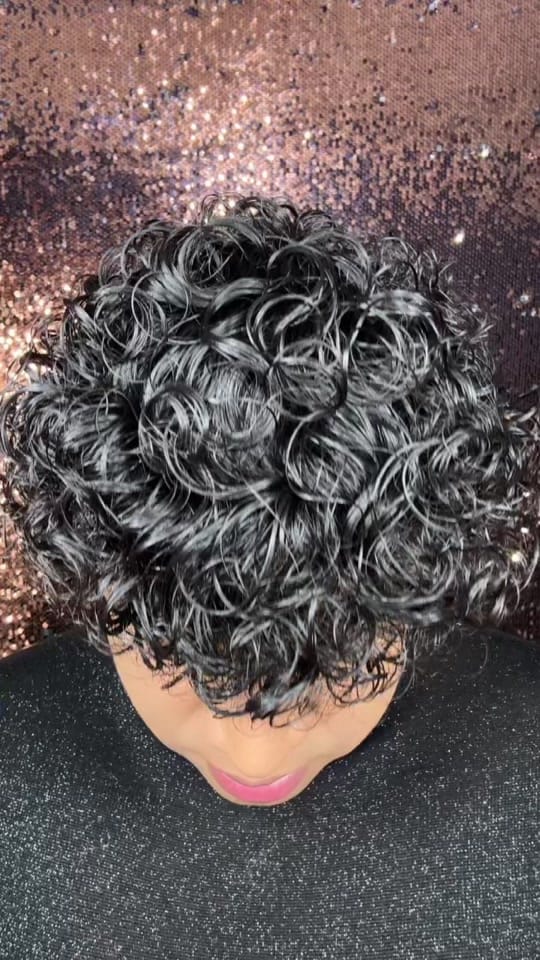 Post 8 by RolisMua21 on TikTok (video)