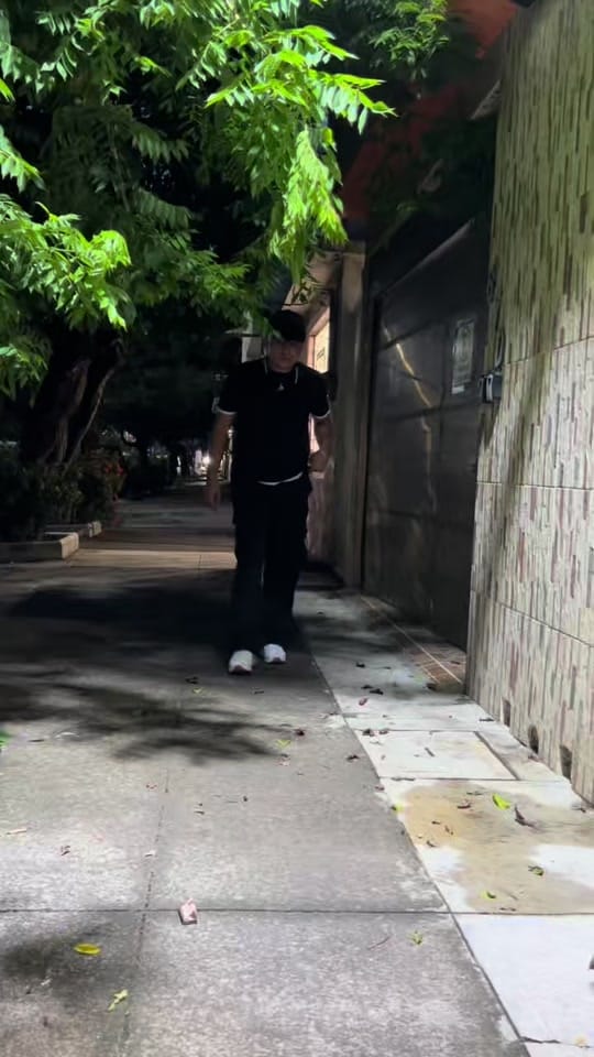 Post 5 by RolisMua21 on TikTok (video)