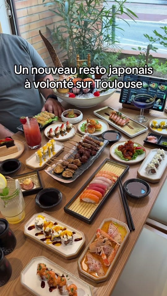 Post 8 by Toulouse FoodGuide on TikTok (video)