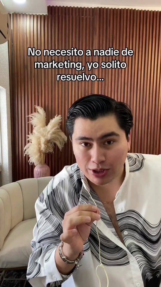 Post 8 by angelhuertamakeup on TikTok (video)