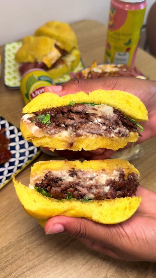 Post 10 by Halal Food Ouest on TikTok (video)