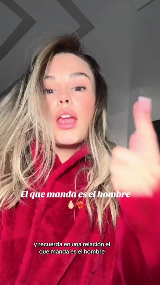 Post 3 by Yuliedesiosimakeup 🌷🤍 on TikTok (video)