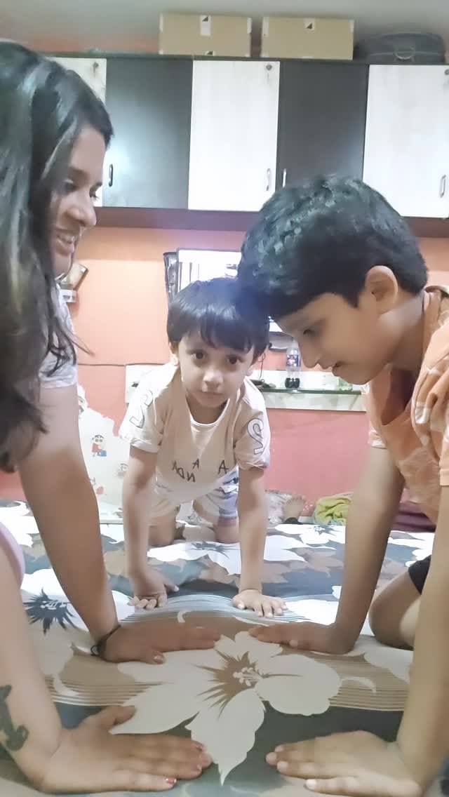 Post 10 by Sayali Shah on Instagram (video)