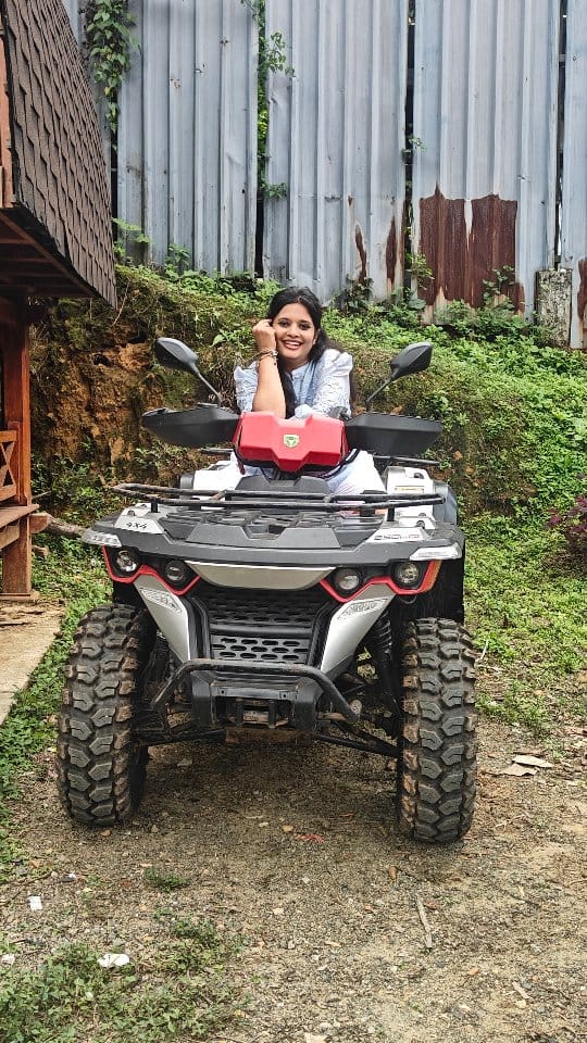 Post 8 by Sayali Shah on Instagram (video)
