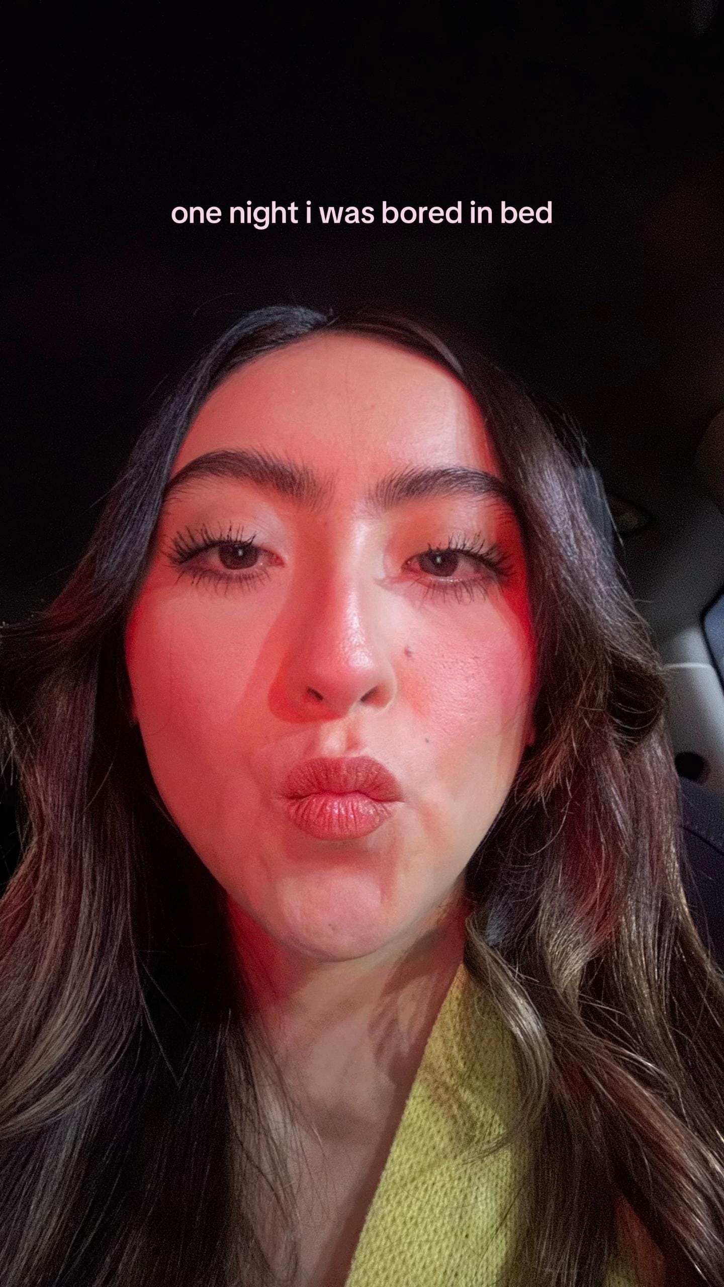 Post 2 by Fer on TikTok (video)