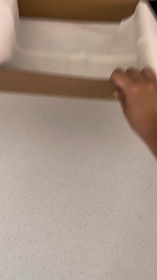Post 5 by Juicy Skin on TikTok (video)