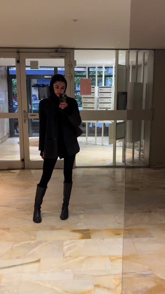 Post 3 by Clara on TikTok (video)