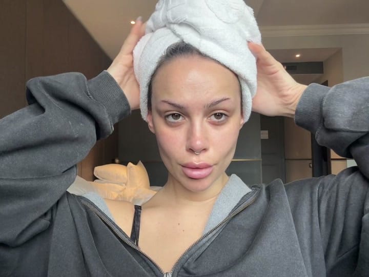 Post 8 by eleonora on TikTok (video)