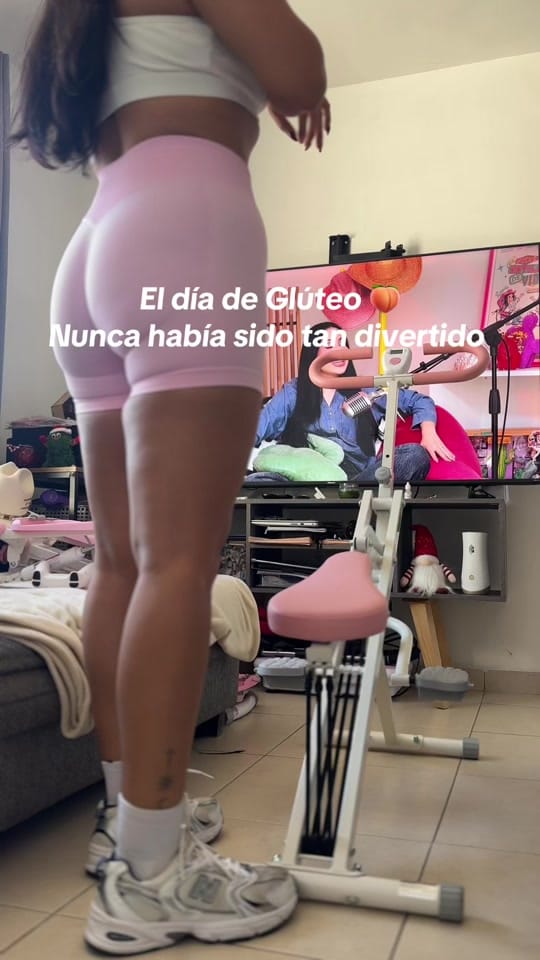 Post 9 by Carolina Meléndez on TikTok (video)