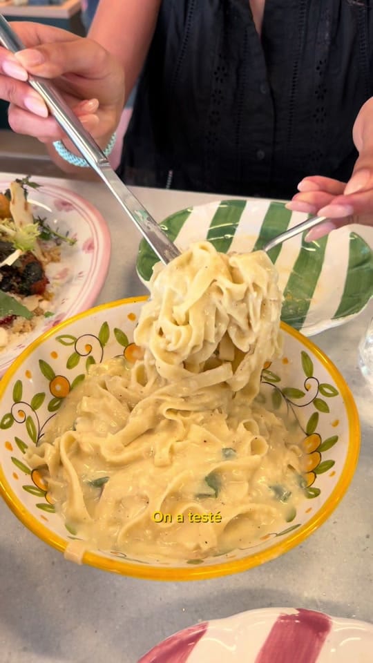Post 4 by Lyontasting on TikTok (video)