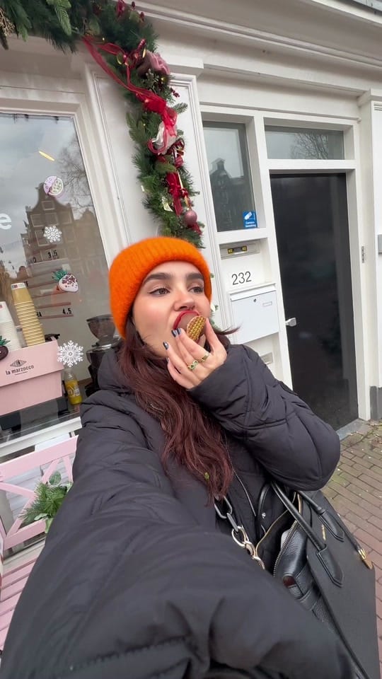 Post 9 by ananas on TikTok (video)