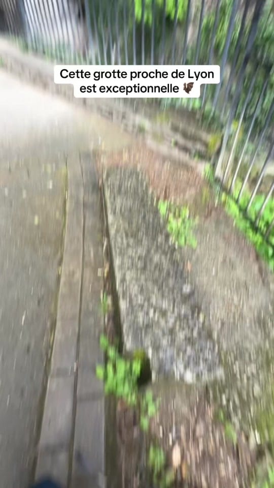 Post 3 by Les Cachotteries de Lyon on TikTok (video)