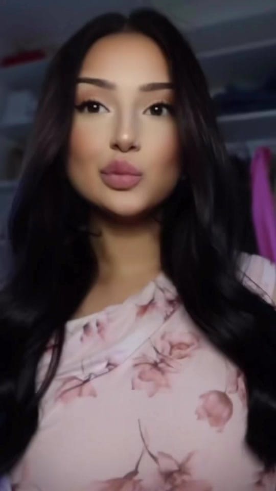 Post 8 by LeonaRidajova on TikTok (video)
