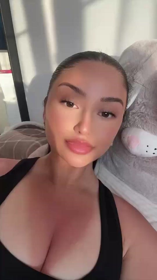 Post 7 by LeonaRidajova on TikTok (video)