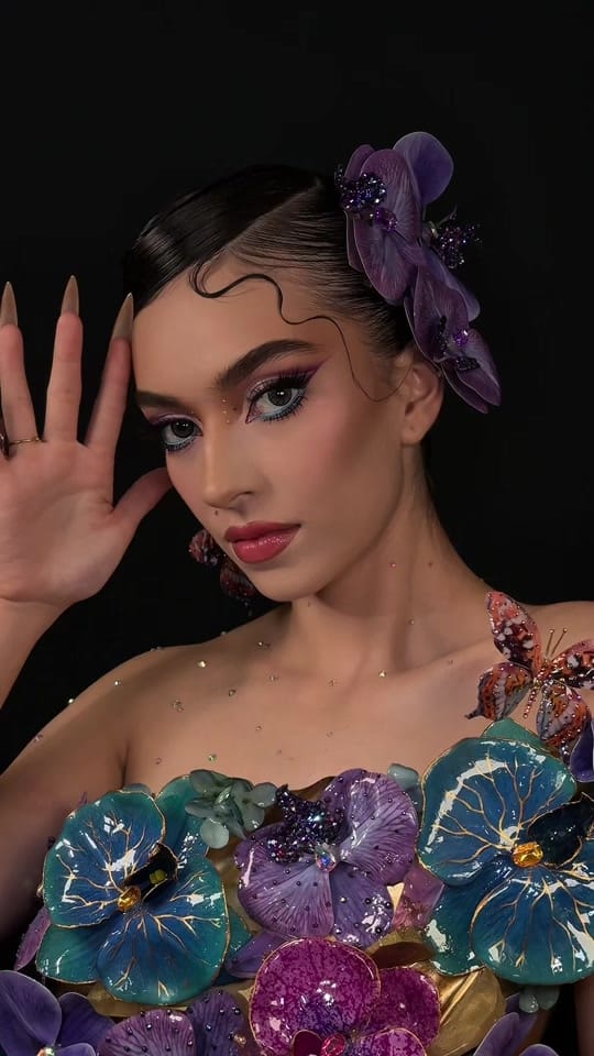 Post 10 by Lixz Razón Makeup on TikTok (video)