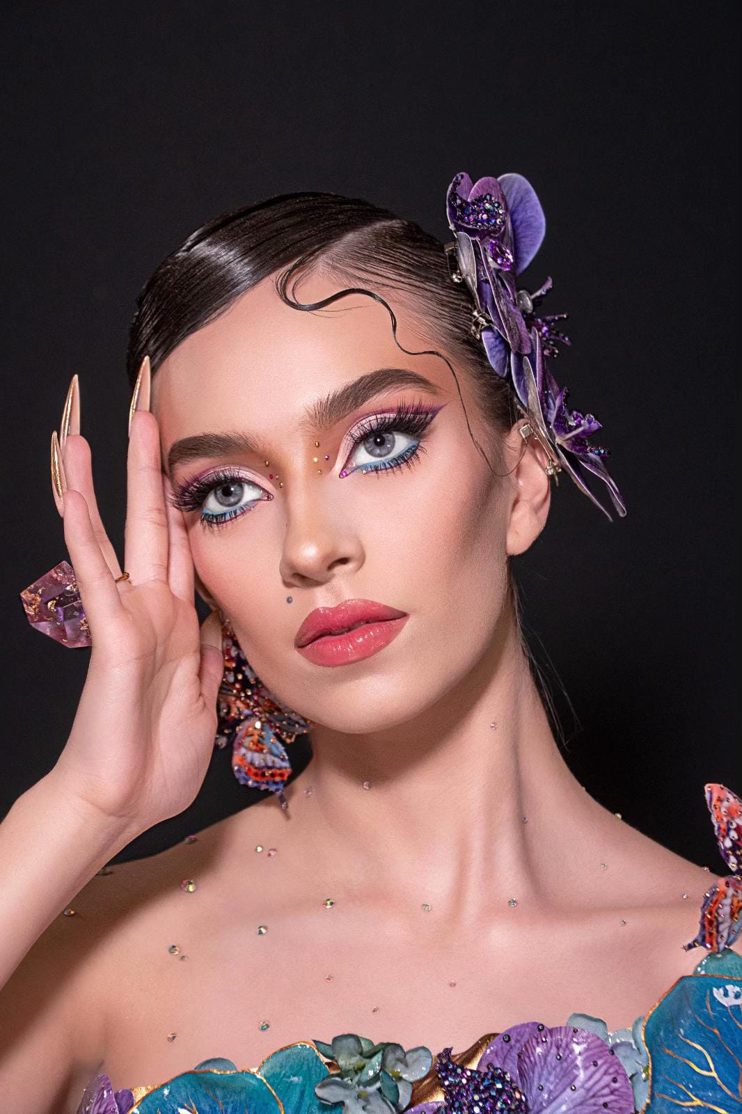 Post 6 by Lixz Razón Makeup on TikTok (video)