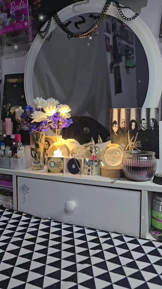Post 5 by Jane.evanescence on TikTok (video)