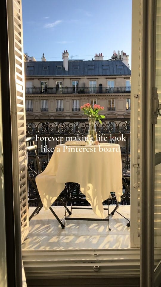 Post 2 by Zoe March on TikTok (video)