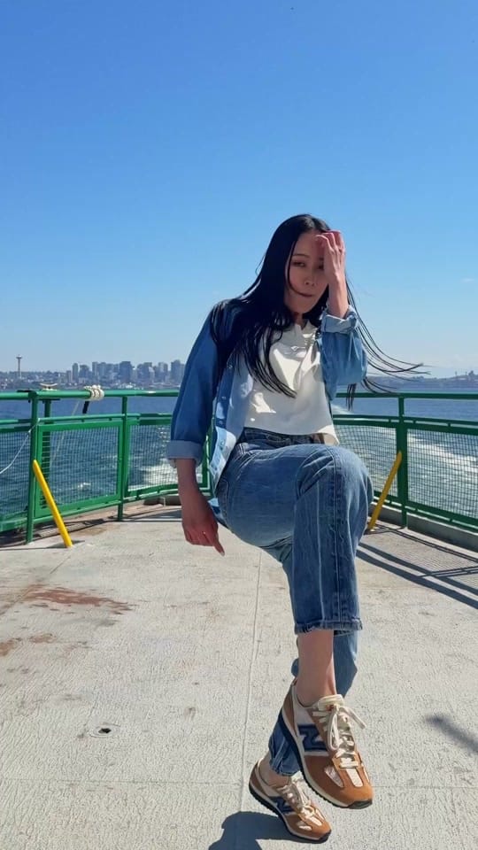 Post 2 by Sézane on TikTok (video)