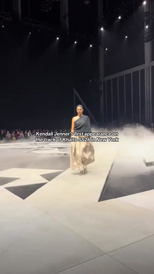 Post 8 by rs.runway on TikTok (video)