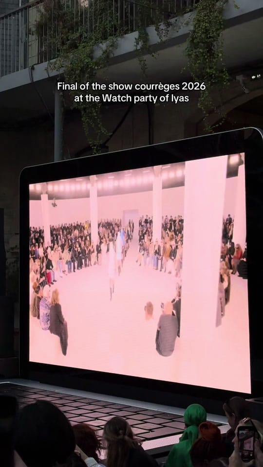 Post 2 by rs.runway on TikTok (video)