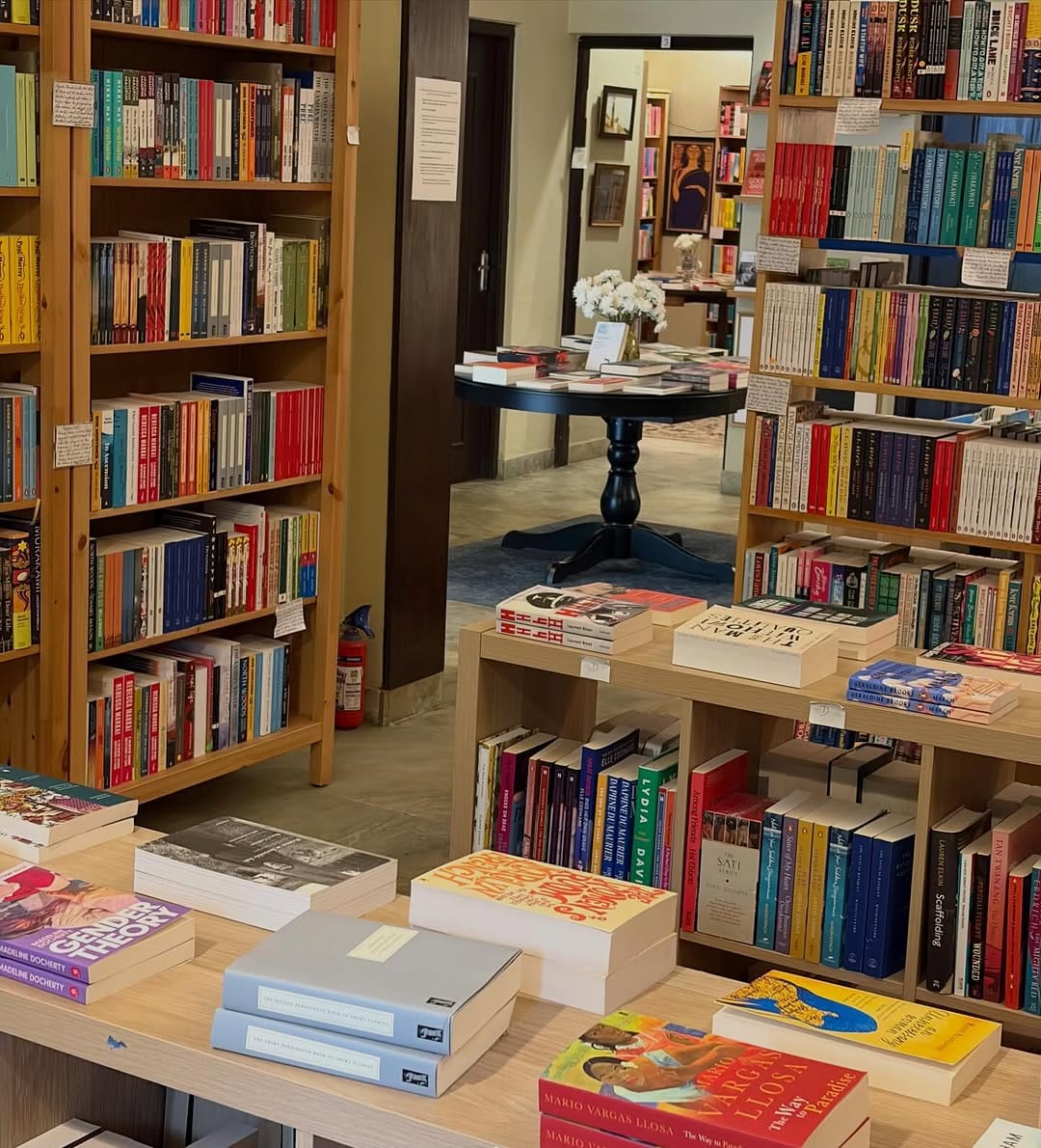 Post 10 by Luna Books on Instagram (image)